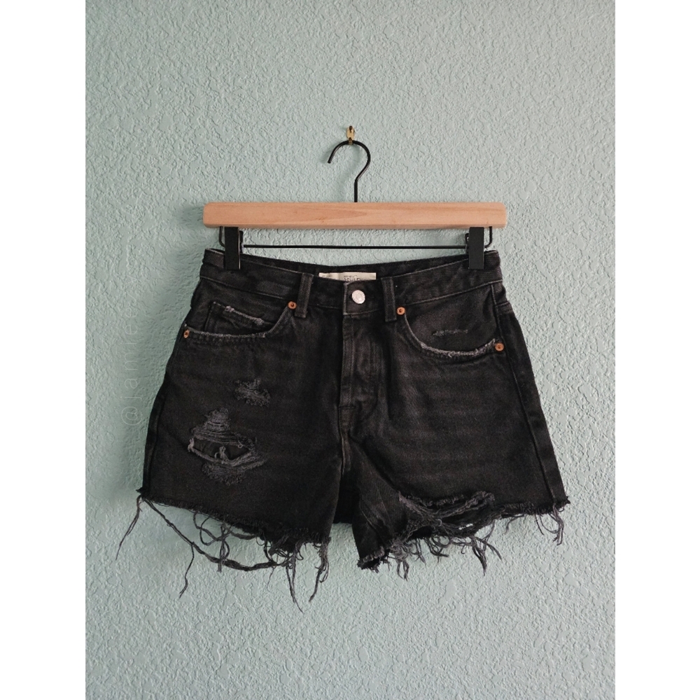 Topshop | Moto "Ashley" Distressed Denim Shorts